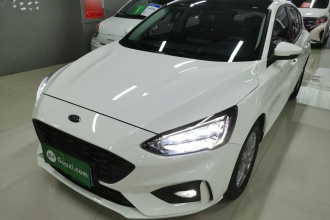 福特 福克斯 2021款 两厢 EcoBoost 180 自动锋潮型