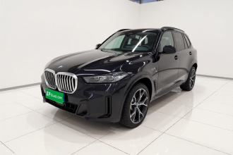 宝马X5 2023款 xDrive 30Li 尊享型M运动曜夜套装