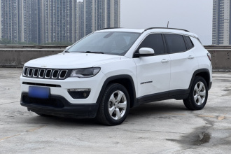 Jeep 指南者 2020款 220T 自动领先版