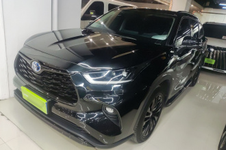 丰田 汉兰达 2023款 2.5L智能电混双擎四驱骑士版 7座