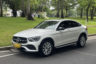 奔驰GLC轿跑 2020款 GLC 260 4MATIC 轿跑SUV