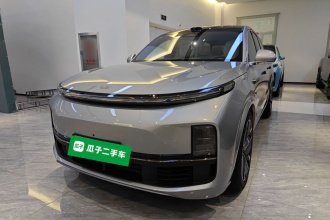 理想汽车 理想L8 2025款 Ultra 智能焕新版