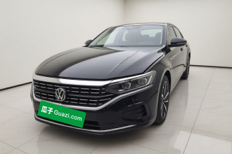 大众 帕萨特 2023款 改款 330TSI 豪华版