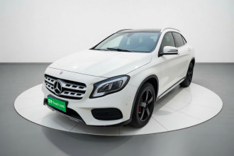 奔驰GLA 2019款 GLA 200 时尚型