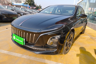 红旗E-QM5 2023款 改款 基础出行版