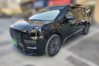 极氪009 2022款 改款 WE版