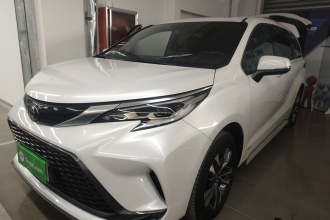 丰田 格瑞维亚 2024款 2.5L混动 尊贵PLUS四驱版