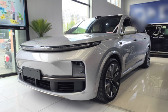 理想汽车 理想L9 2025款 Ultra 智能焕新版