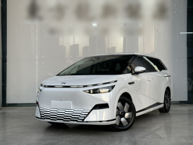 小鹏X9 2024款 640四驱高性能Max