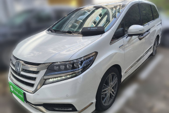 本田 艾力绅 2019款 2.0L 混动至尊版