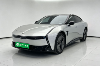 小鹏P7 2025款 702 长续航 Ultra