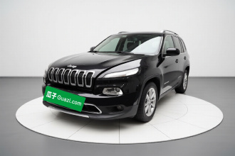 Jeep 自由光 2017款 2.0L 优越版