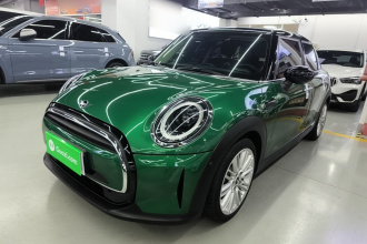 MINI 2022款 1.5T COOPER 经典派 五门版