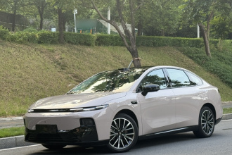 零跑汽车 零跑B01 2025款 650激光雷达版