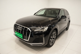 奥迪Q7 2021款 55 TFSI quattro S line运动型