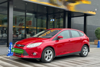 福特 福克斯 2012款 两厢 1.6L 手动风尚型