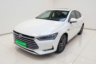 比亚迪 秦Pro新能源 2018款 DM 1.5TI 自动智联锐享型