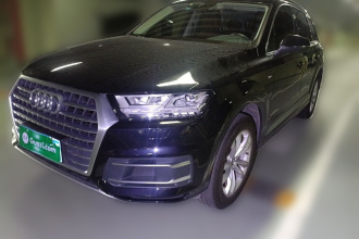 奥迪Q7 2019款 45 TFSI 舒适型