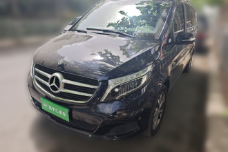 奔驰V级 2018款 V 260 领航版 国VI