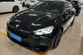 宝马2系(进口) 2023款 改款 225i 四门轿跑车 M运动曜夜套装