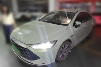 比亚迪 秦PLUS 2023款 冠军版 DM-i 55KM领先型