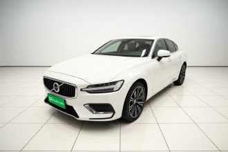 沃尔沃S60 2020款 T4 智远豪华版