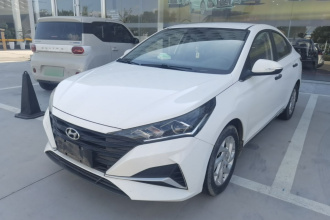 现代 悦纳 2020款 1.4L 手动GLS炫酷版