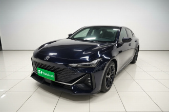 长安UNI-V 2022款 1.5T 尊贵型