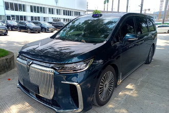 岚图汽车 岚图梦想家 2025款 PHEV 四驱旗舰乾崑版