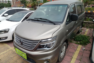 东风风行 菱智 2017款 M5 1.6L 标准型