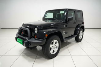 Jeep 牧马人 2010款 3.8L Sahara 两门版