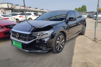 大众 帕萨特 2022款 330TSI 豪华版
