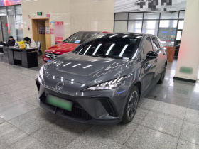 名爵 MG4 EV 2022款 425km 豪华版