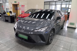 名爵 MG4 EV 2022款 425km 豪华版