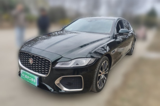 捷豹XFL 2022款 XFL 2.0T P250 两驱尊享豪华版