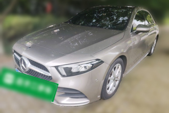 奔驰A级 2019款 A 200 L 运动轿车
