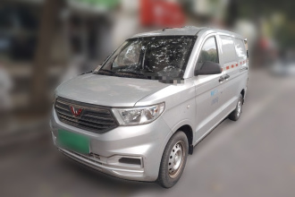 五菱汽车 五菱宏光V 2019款 1.5L劲取版封窗车国VI LAR