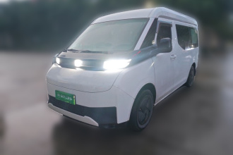 远程超级VAN 2024款 驭程版行动派短轴中顶51kWh