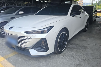 长安UNI-V 2022款 1.5T 智慧领航型
