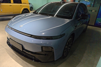 零跑汽车 零跑B01 2025款 650激光雷达版