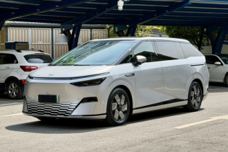 小鹏X9 2024款 702超长续航Max