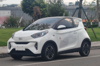 奇瑞QQ 小蚂蚁 2022款 甜粉款 半糖版 磷酸铁锂 30kW 301km