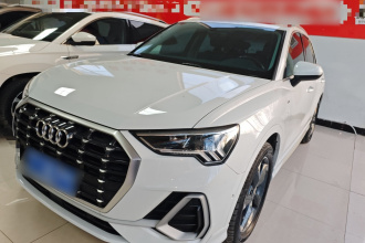 奥迪Q3 2022款 35 TFSI 时尚动感型