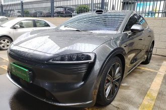 鸿蒙智行 智界R7 2025款 增程 331km Ultra