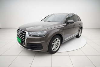 奥迪Q7 2016款 40 TFSI S line运动型