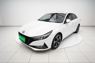 现代 伊兰特 2022款 1.5L CVT LUX尊贵版