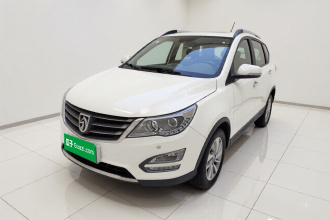 宝骏560 2015款 1.8L 手动豪华型