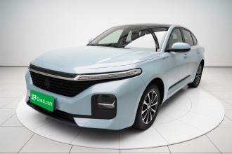 宝骏RC-5 2020款 1.5L 手动智耀精英型