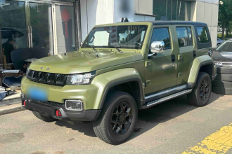 北京越野 北京BJ40 2021款 2.3T 自动四驱刀锋英雄版至尊型