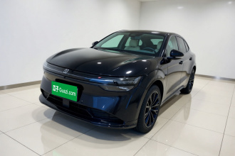 极氪7X 2025款 75kWh 后驱智驾版